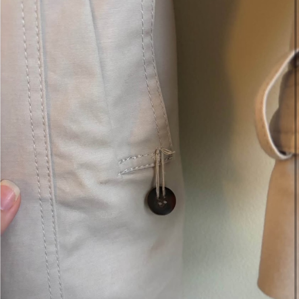 le chateau Classic Beige Trench Coat - Picture 6 of 7